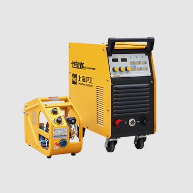 ���ʽ�����������