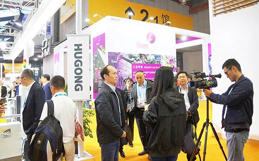 ���ճ�����������Ҽ���������CEAչλ